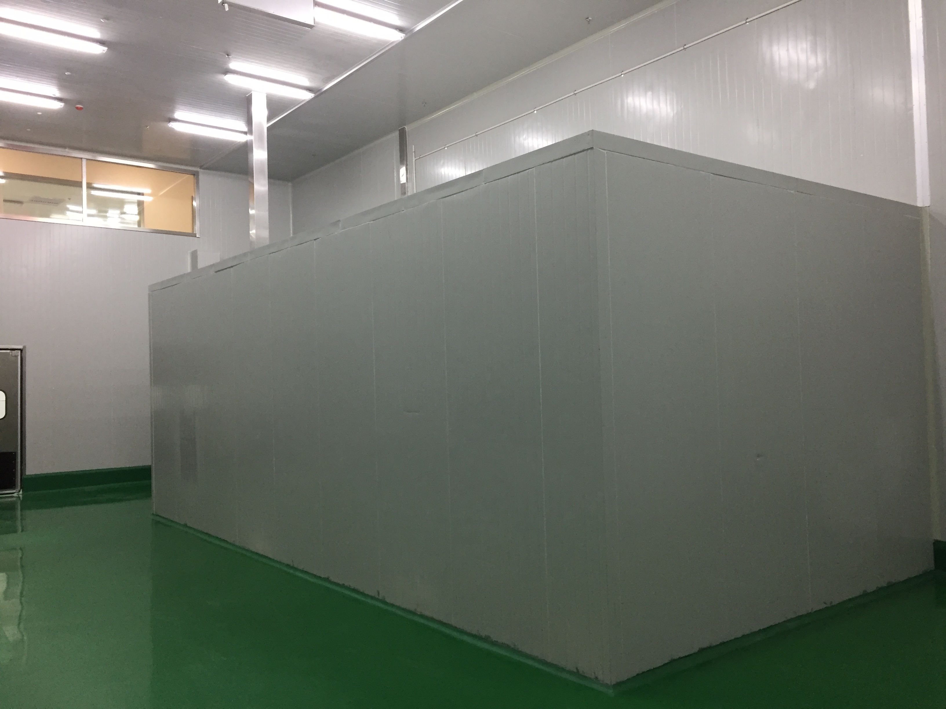 建一個30平米的冷庫價格多少