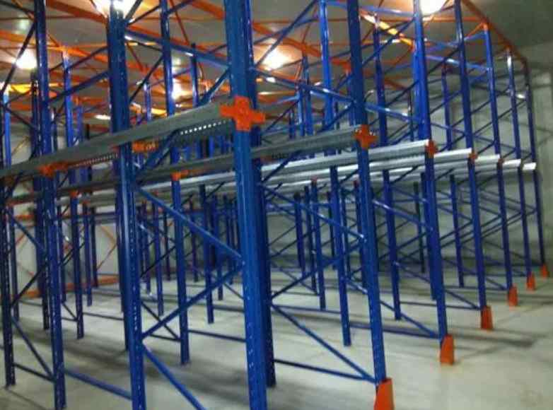 冷庫(kù)貨架價(jià)格怎么算出來(lái)的 冷庫(kù)貨架價(jià)格怎么算出來(lái)的